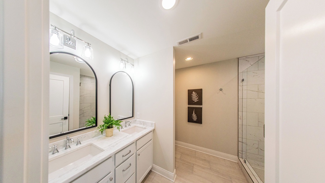 Photo of Bathroom in Grand Rivers