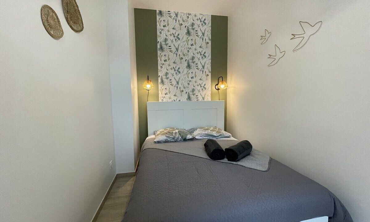 Photo of Bedroom in Sens