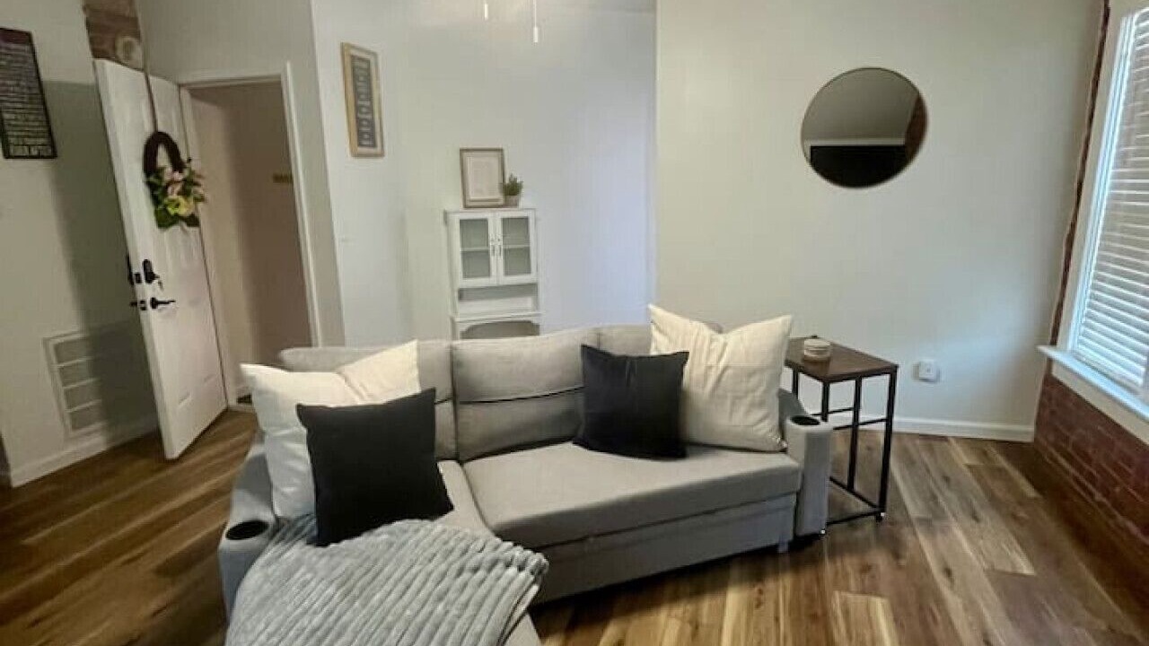 Photo of Livingroom in St. Charles