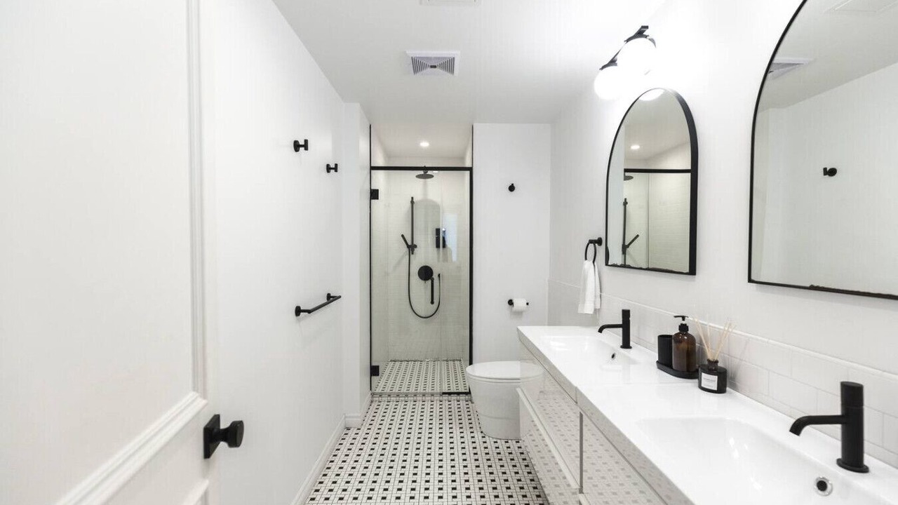 Photo of Bathroom in Shaughnessy Village