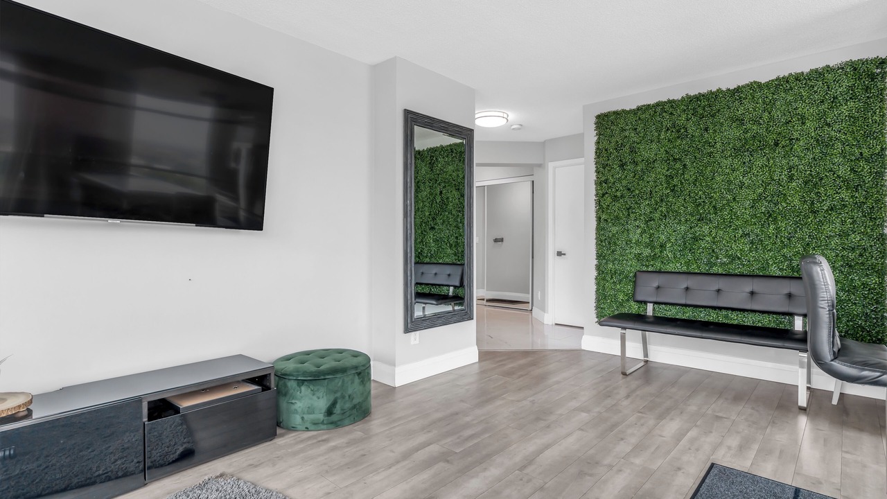 Photo of Livingroom in Fort York