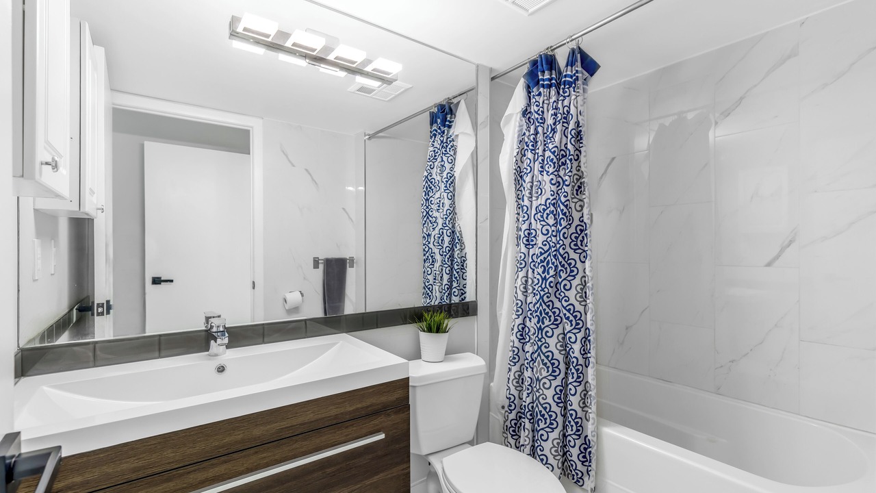 Photo of Bathroom in Fort York