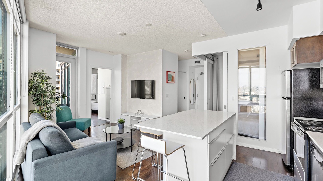 Photo of Livingroom in Fort York