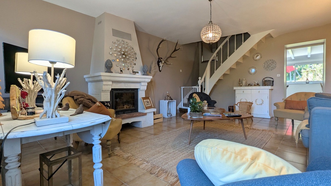 Photo of Livingroom in Rouvres-les-Bois