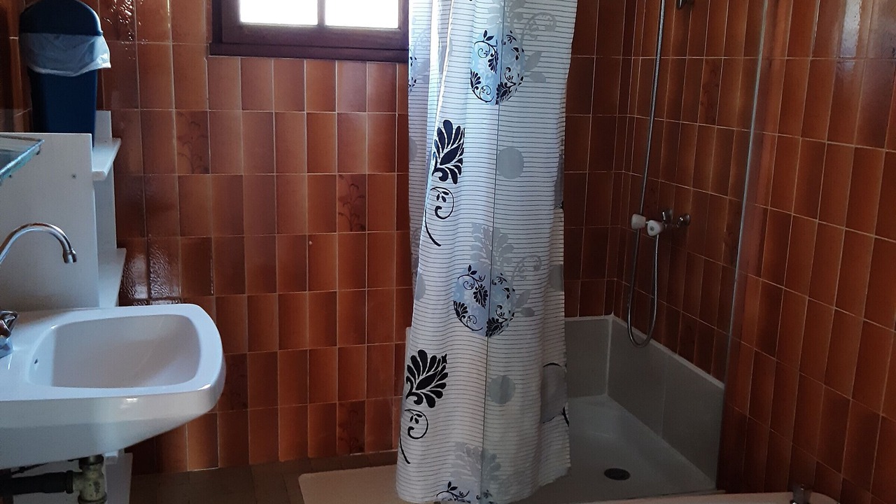 Photo of Bathroom in Barbatre