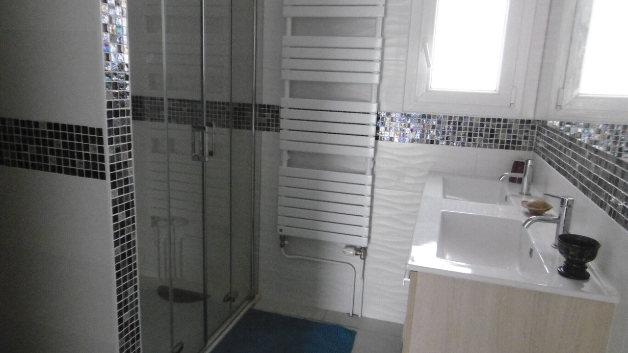 Photo of Bathroom in Barbatre