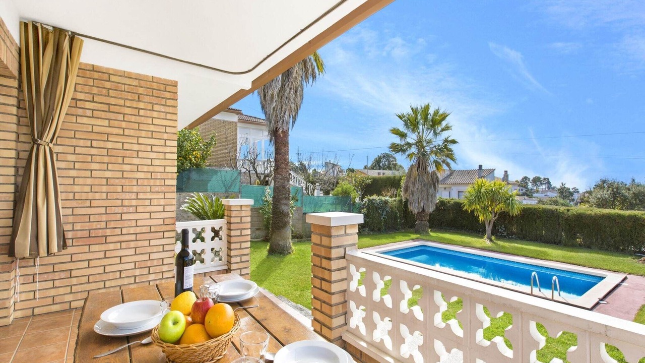 Photo of Patio Balcony in Lloret Blau