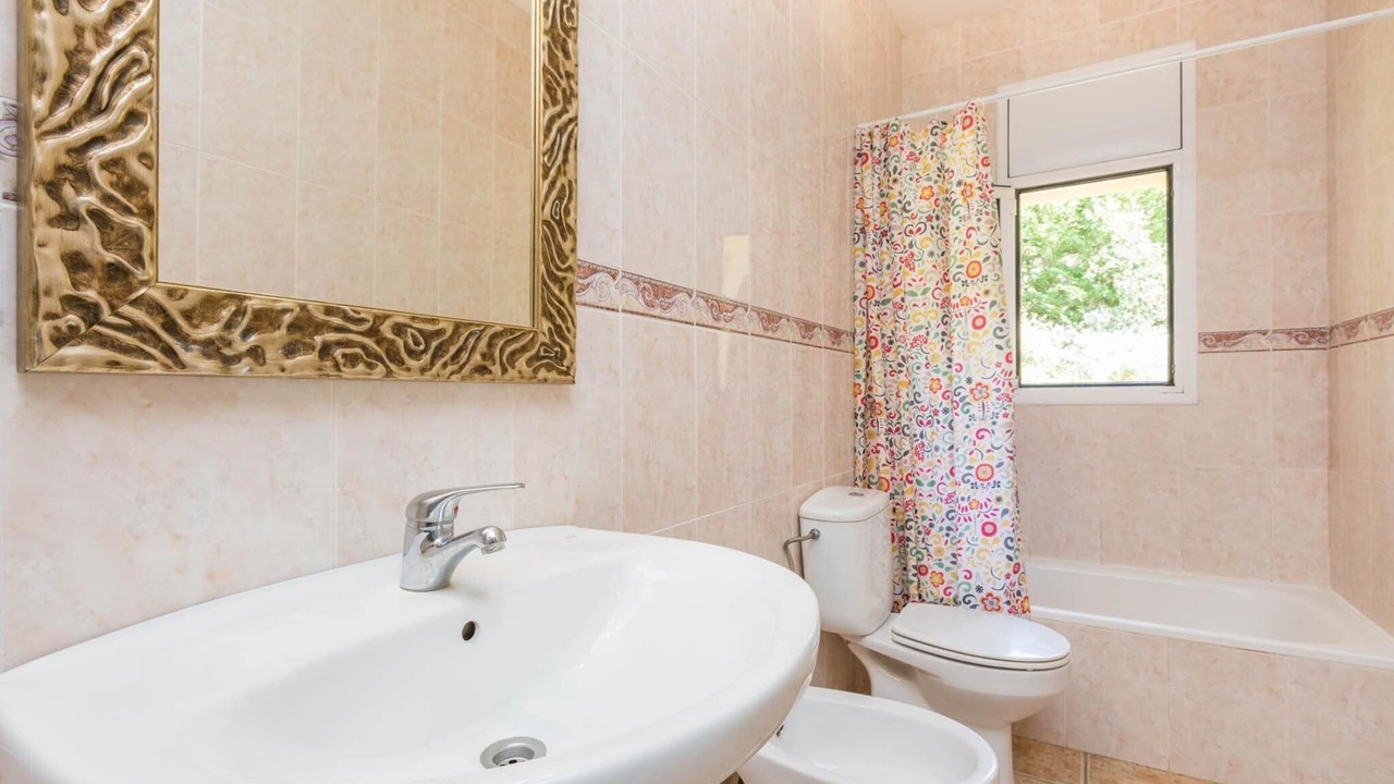 Photo of Bathroom in Tamariu