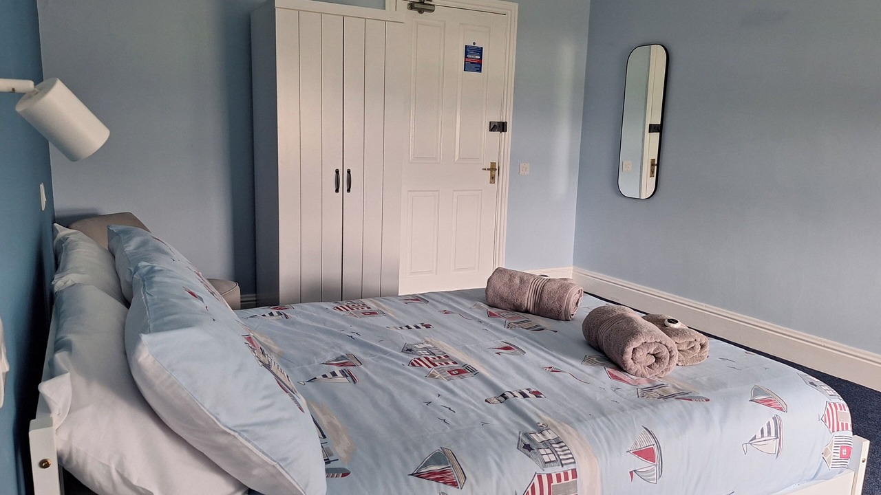 Photo of Bedroom in Cranleigh