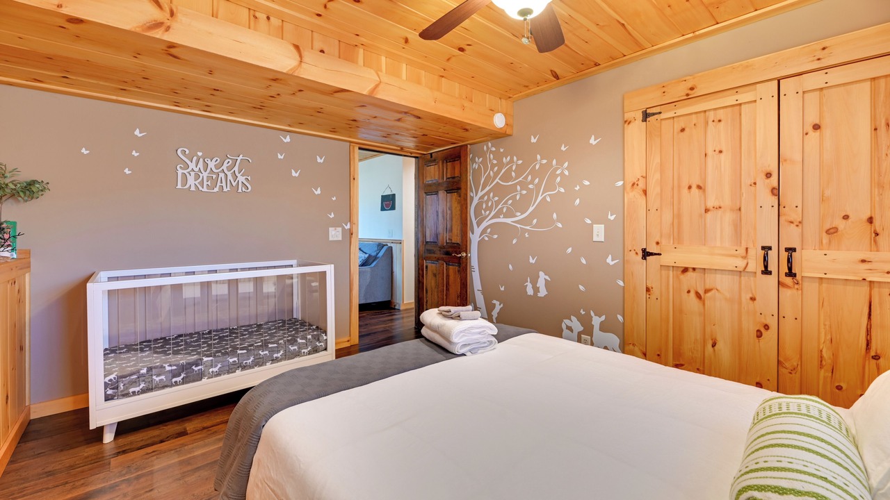 Photo of Bedroom in Canandaigua