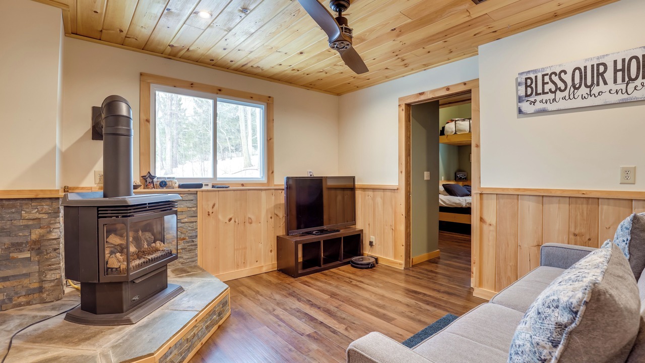 Photo of Bedroom in Canandaigua