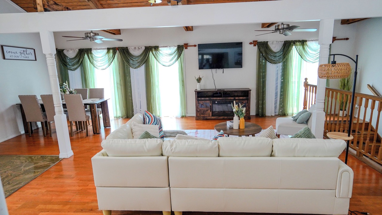 Photo of Livingroom in Spiller Hill