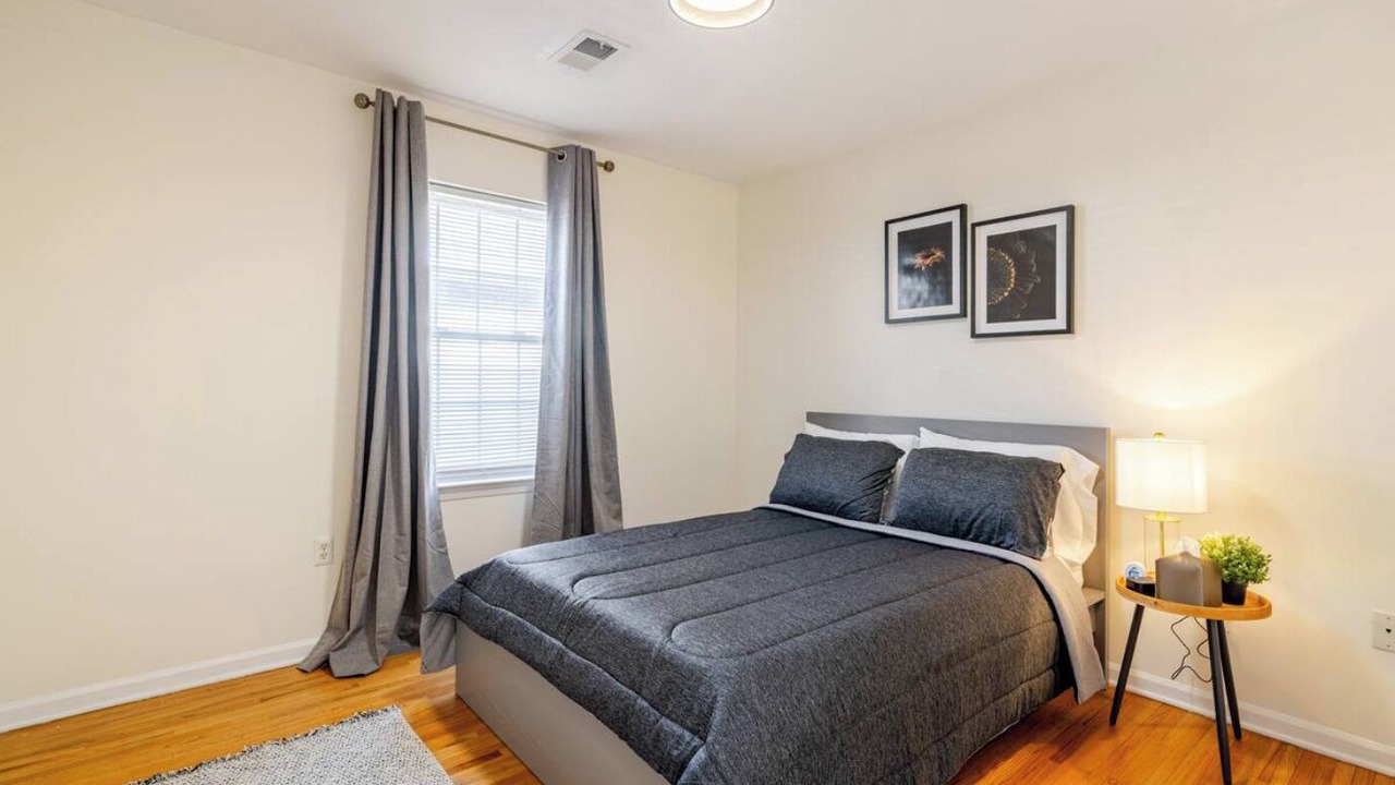 Photo of Bedroom in Elizabeth
