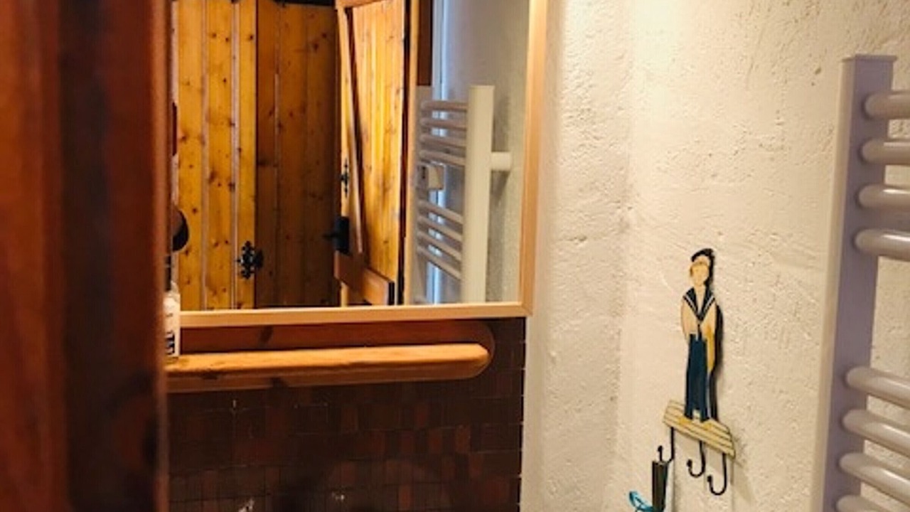 Photo of Bathroom in La Gueriniere