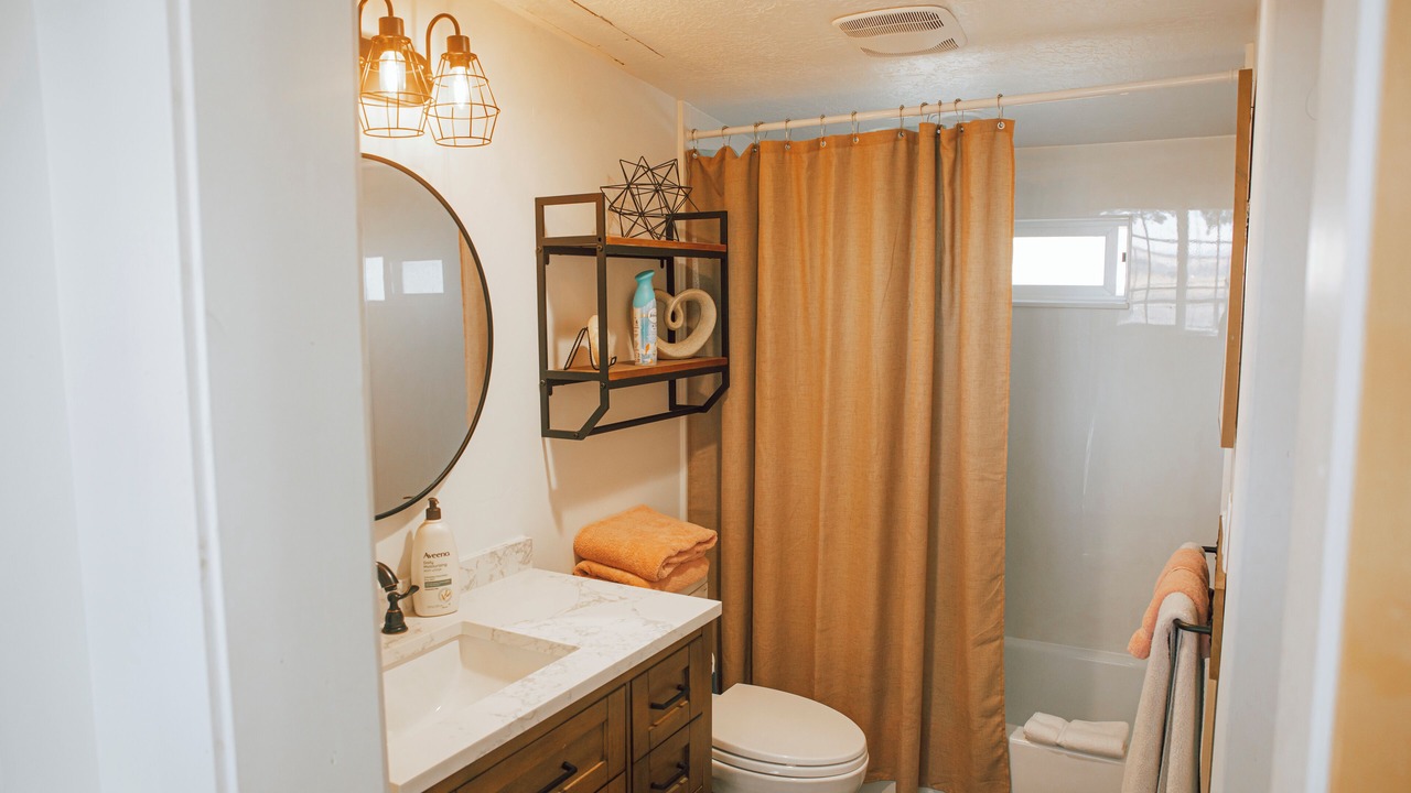 Photo of Bathroom in Nephi