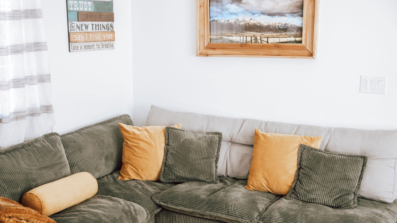 Photo of Livingroom in Nephi