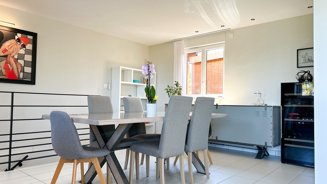 Photo of Others in Neuvecelle