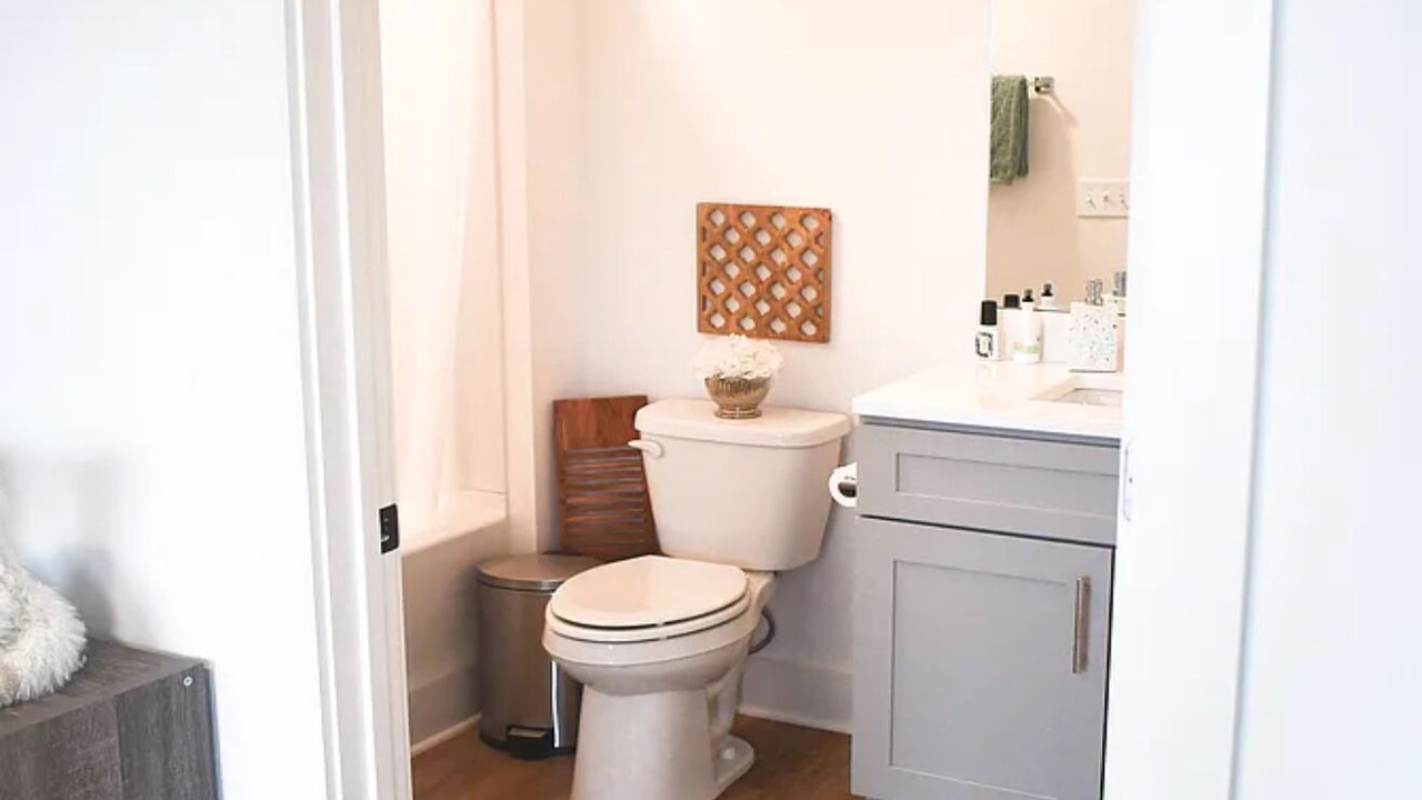 Photo of Bathroom in Heron Walk