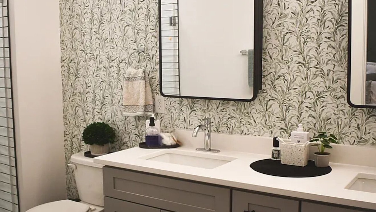 Photo of Bathroom in Heron Walk