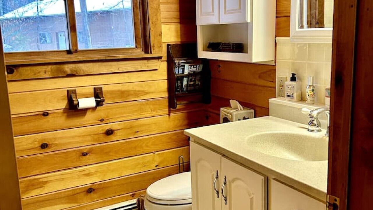 Photo of Bathroom in Union