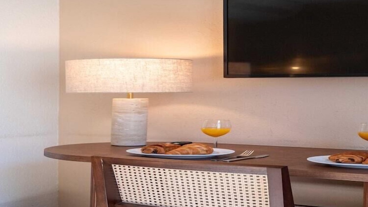 Photo of Livingroom in Paquis Navigation