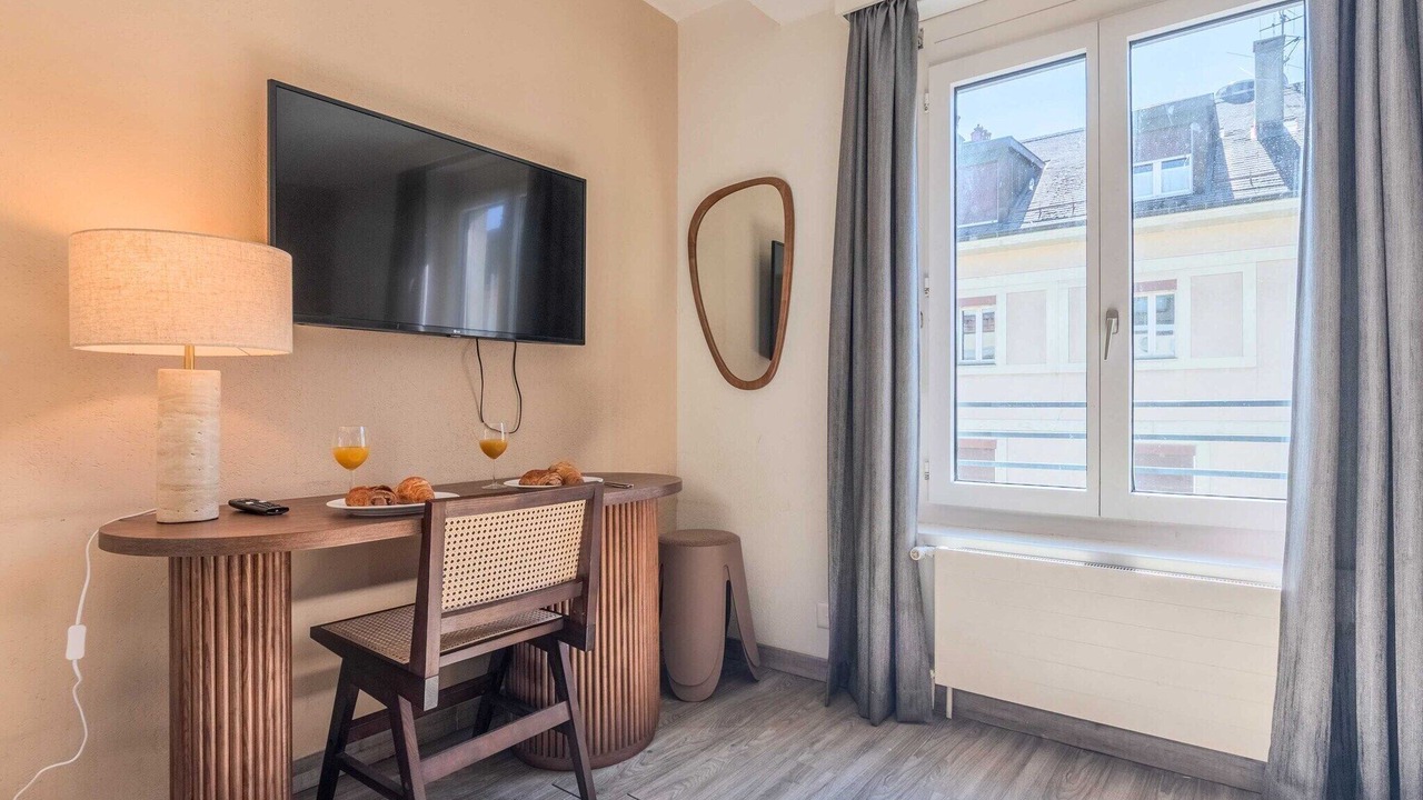 Photo of Livingroom in Paquis Navigation