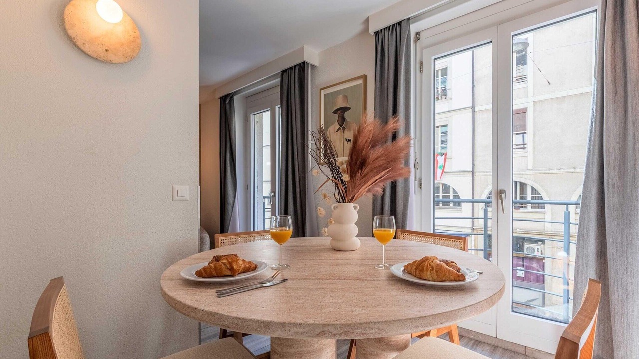 Photo of Livingroom in Paquis Navigation