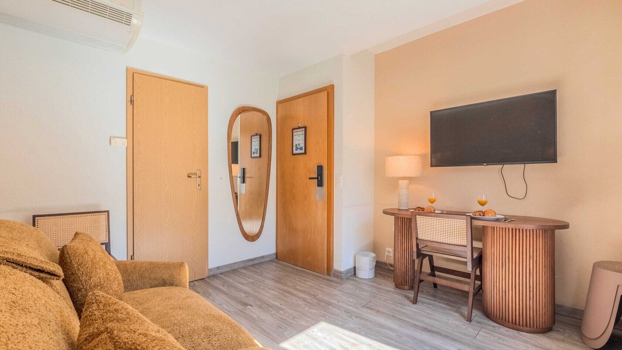 Photo of Livingroom in Paquis Navigation