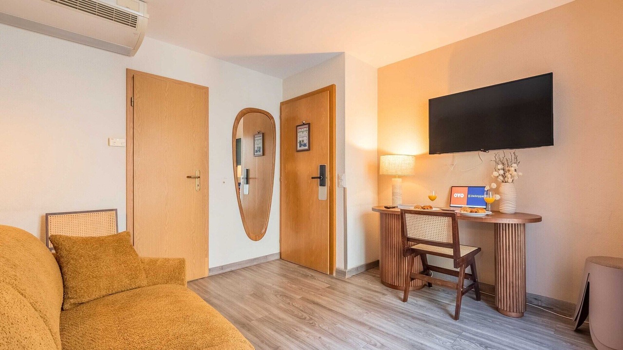 Photo of Livingroom in Paquis Navigation