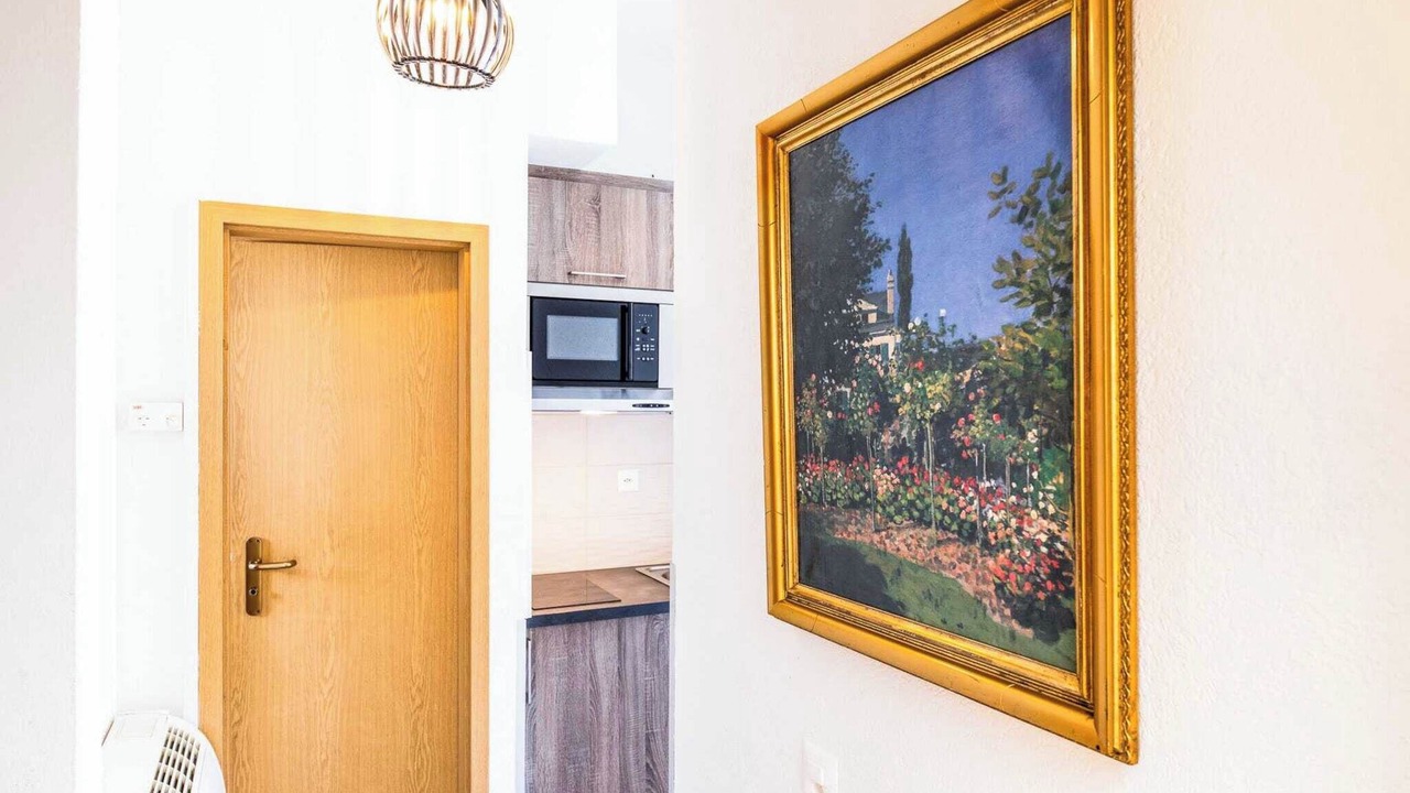 Photo of Others in Paquis Navigation