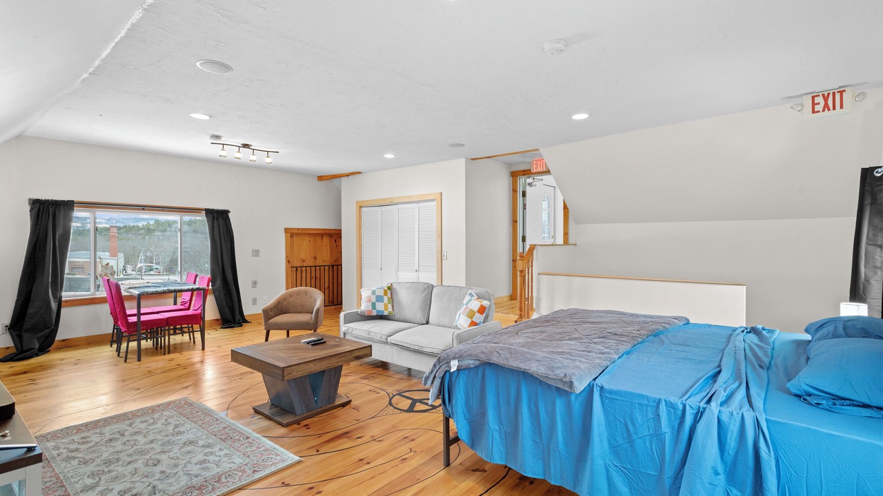 Photo of Others in Pittsfield