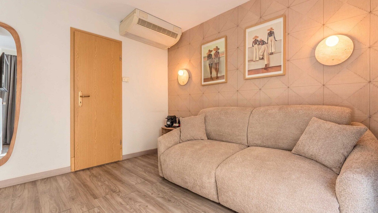Photo of Livingroom in Paquis Navigation