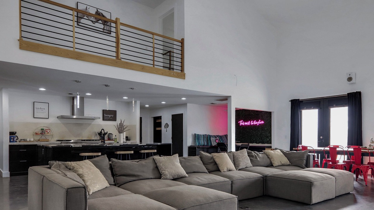Photo of Livingroom in South Oklahoma City