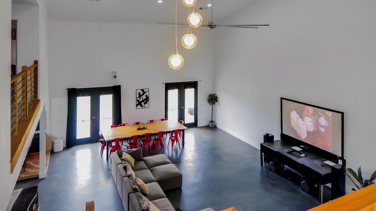 Photo of Livingroom in South Oklahoma City