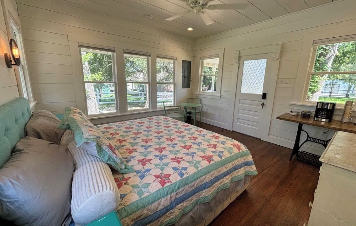 Photo of Bedroom in Claiborne