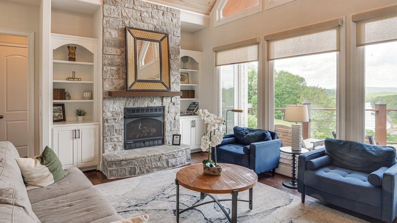 Photo of Livingroom in Rock Island