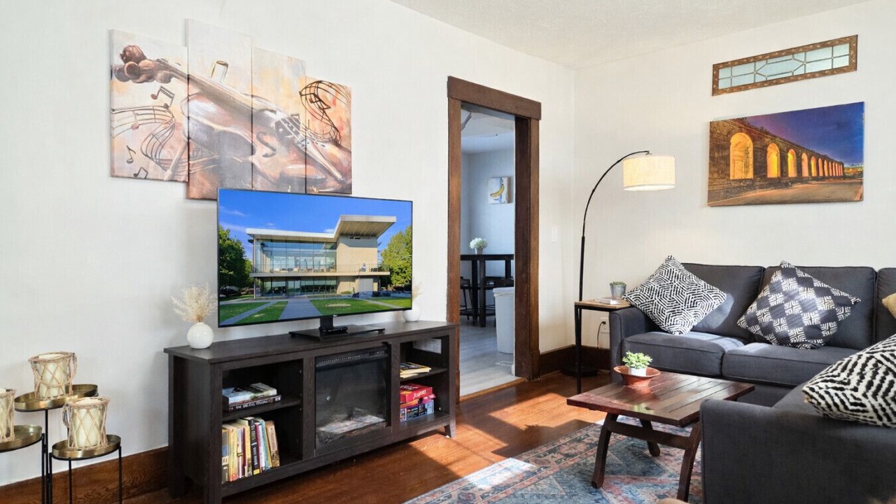 Photo of Bedroom in Oberlin