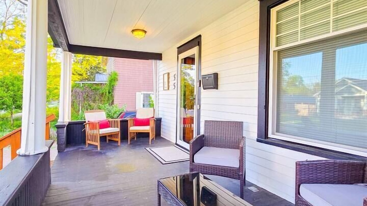 Photo of Patio Balcony in Oberlin