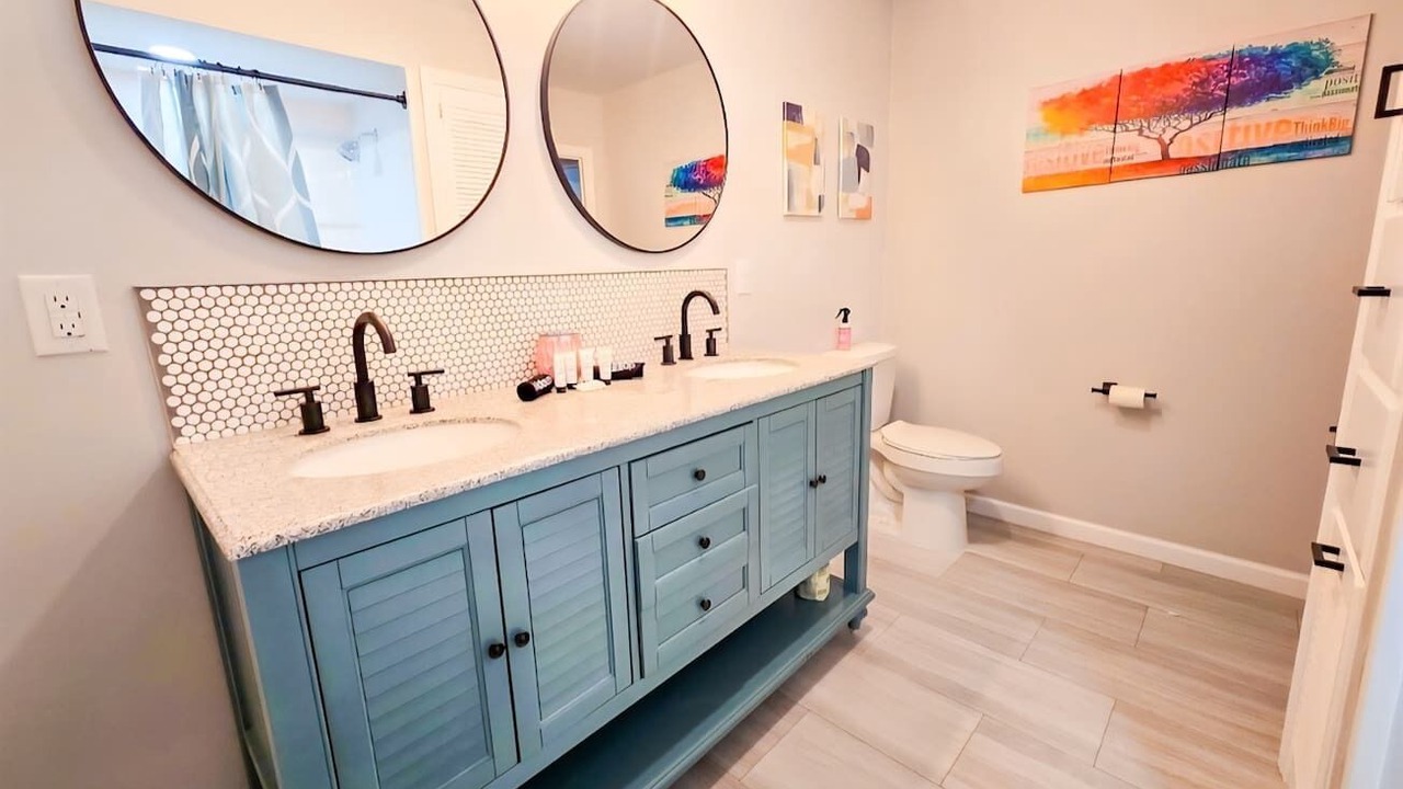 Photo of Bathroom in Oberlin