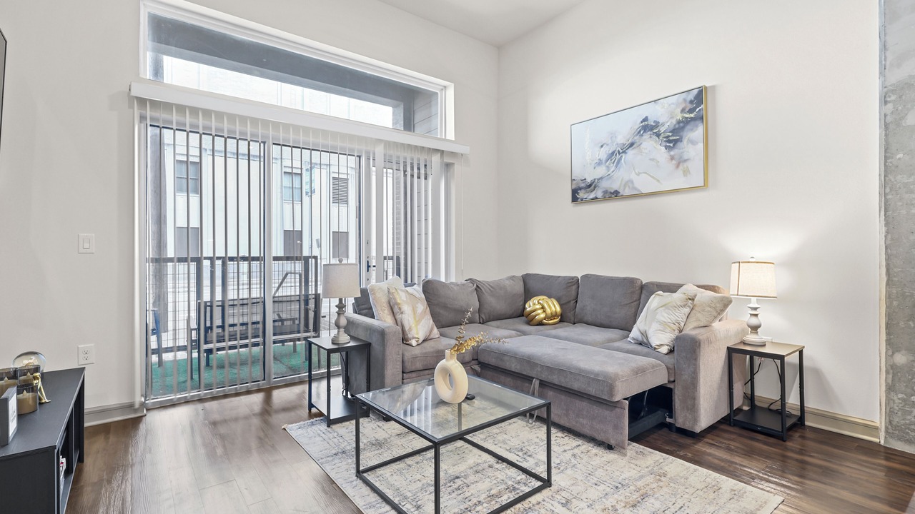 Photo of Livingroom in Central Business District