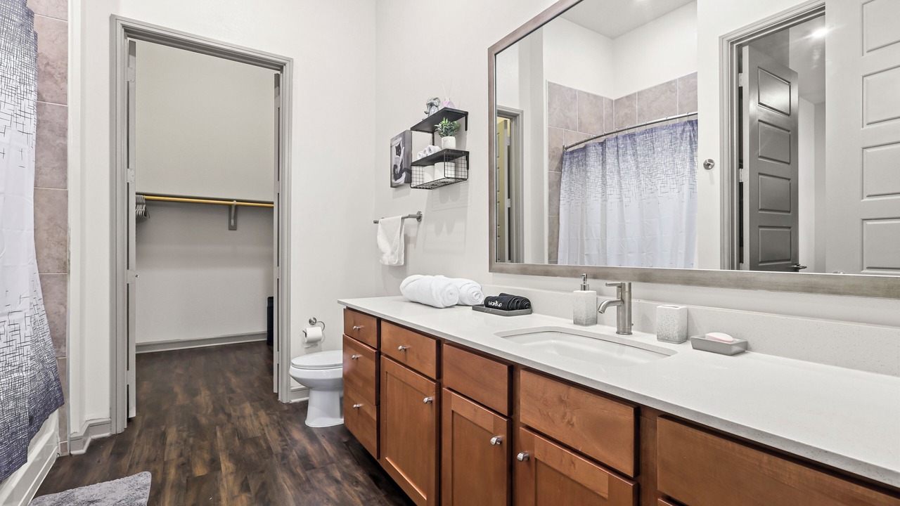 Photo of Bathroom in Central Business District