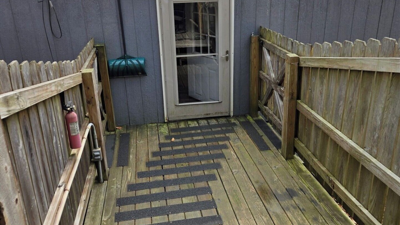 Photo of Outdoor in South Bloomingville