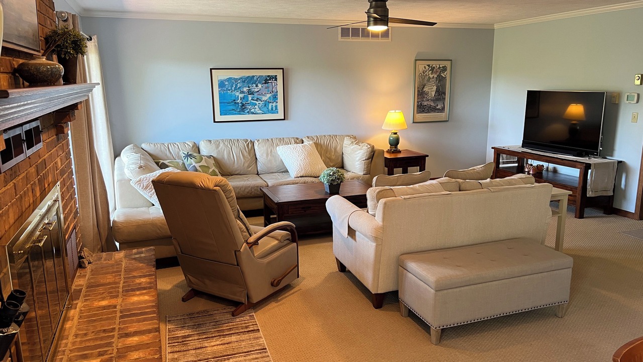 Photo of Livingroom in Omaha