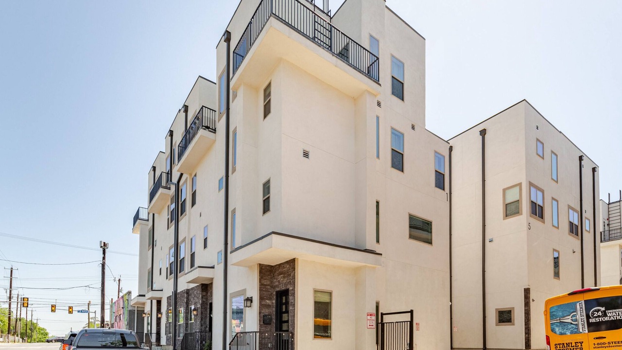Photo of Outdoor in Tobin Hill