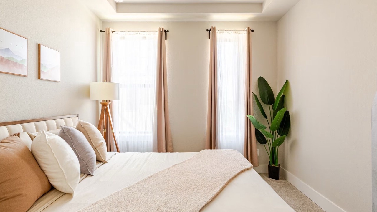 Photo of Bedroom in Tobin Hill
