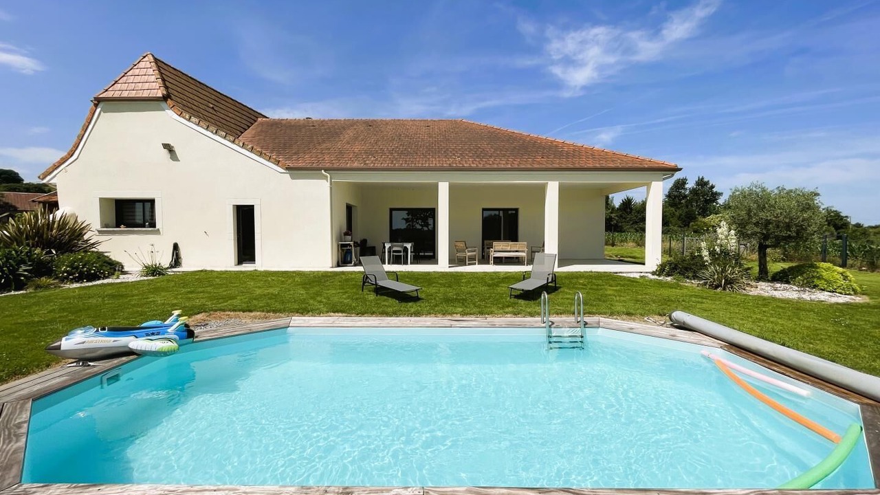 Photo of Others in Mialos