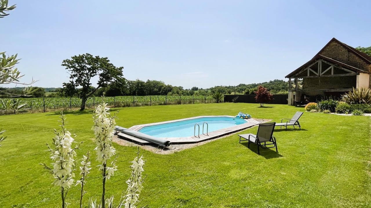 Photo of Others in Mialos