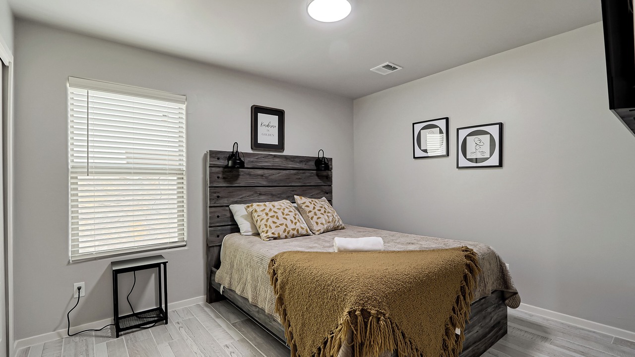 Photo of Bedroom in Biggs Field