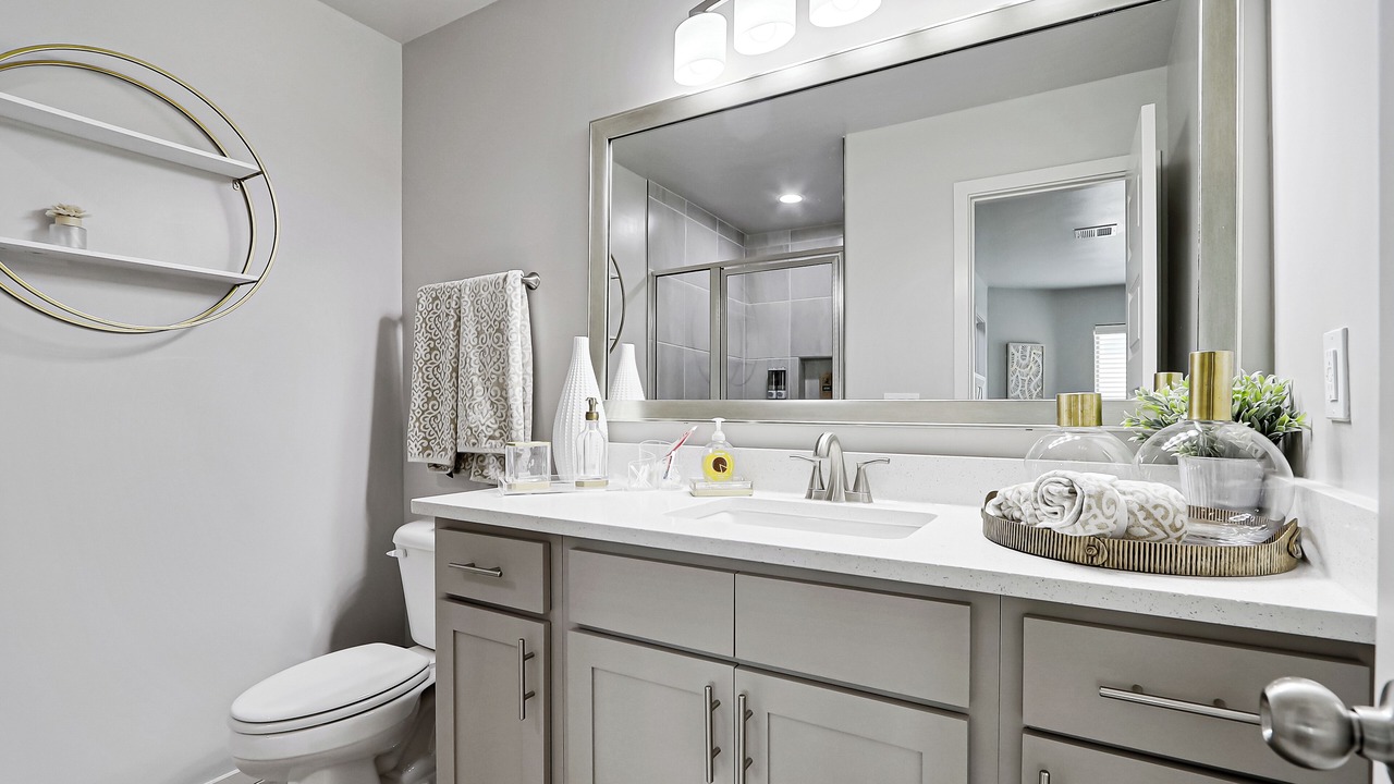 Photo of Bathroom in Biggs Field