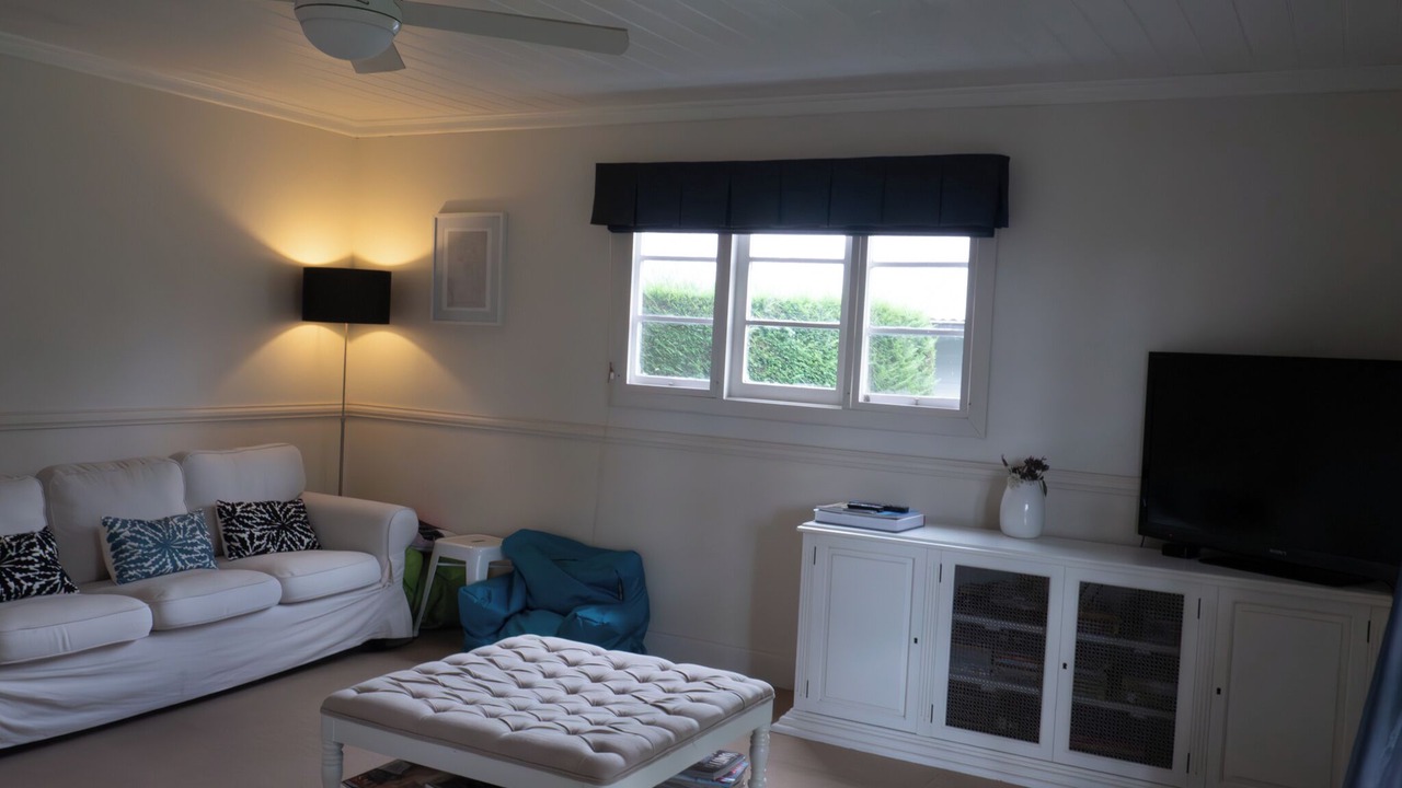 Photo of Livingroom in Exeter